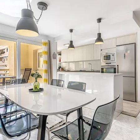 Apartamento 3 Hab. Primera Linea de Playa - Marbella centro *