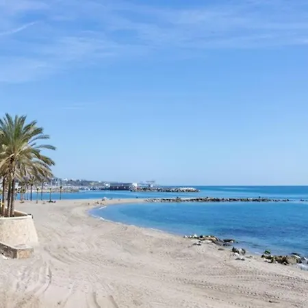 3 Hab. Primera Linea De Playa - Centro * ماربيا