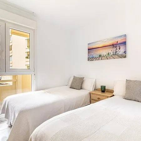 3 Hab. Primera Linea De Playa - Centro * ماربيا